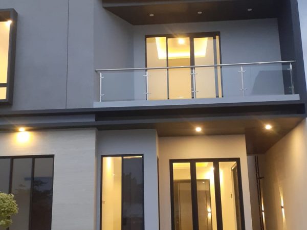 rumah baru mewah 2 lantai minimalis modern di maguwoharjo sleman dekat lotte mart
